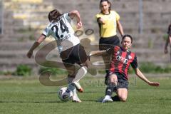 2. Bundesliga Frauen - Saison 2025/26 - FC Ingolstadt 04 Frauen - Borussia Mönchengladbach - Annika Kömm (Nr.25 - FC Ingolstadt Frauen I) - Kessels Imke weiss M`Gladbach  - Foto: Meyer Jürgen
