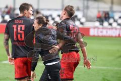 3. Liga; SC Verl - FC Ingolstadt 04; Ausgleich 2:2 Tor Jubel Treffer Simon Lorenz (32, FCI) Jonas Scholz (15, FCI) Cheftrainerin Sabrina Wittmann (FCI)