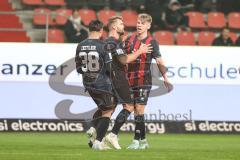 3. Liga; FC Ingolstadt 04 - Borussia Dortmund II; Tor Jubel Treffer Ausgleich 2:2, Yannick Deichmann (20, FCI) mit Max Plath (14 FCI) Deniz Zeitler (38, FCI)