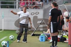 3. Liga; FC Ingolstadt 04 - Alemannia Aachen; an der Seitenlinie, Spielerbank Cheftrainerin Sabrina Wittmann (FCI) schimpft