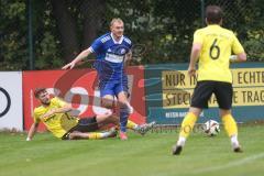 Kreisliga- Saison 2024/25- TSV Ober./Unterh.stadt - FC Hitzhofen /Oberzell -  - Tomislav Marinovic gelb Hitzhofen - Nick Wagner blau Oberh.stadt - Foto: Meyer Jürgen