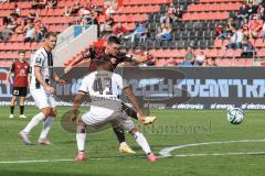 3. Liga; FC Ingolstadt 04 - SSV Ulm 1846; Torchance Schuß Felix Keidel (43, FCI) Rösch Romario (43 Ulm)