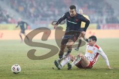 3. Liga; SSV Jahn Regensburg - FC Ingolstadt 04; Marcel Costly (22, FCI) Zweikampf Kampf um den Ball