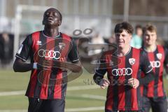 *** A-Junioren Bundesliga  - Saison 2025/26 - FC Ingolstadt 04 - SpVgg Greuther Fürth - Der 1:0 Führungstreffer durch  Oladosu Omotolani schwarz FCI- jubel -  - XXXXX - Foto: Meyer Jürgen