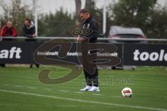 Saison 2026/27 - Freundschaftsspiel - 1. FC Nürnberg - FC Ingolstadt 04 - Cheftrainer Achim Beierlorzer (FCI) macht sich Notizen - XXXXX - Foto: Meyer Jürgen