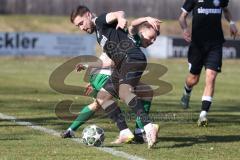 Landesliga - Saison 2025/26 - SV Manching - TSV Schwabmünchen - Johannes  Dexl (Nr.13 - SV Manching) - Schmid Manuel schwarz Schwabmünchen - Foto: Meyer Jürgen