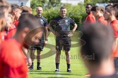 3. Liga; FC Ingolstadt 04 - Trainingslager, Allgäu, Cheftrainer Michael Köllner (FCI) Co-Trainer Maniyel Nergiz (FCI) Ansprache Besprechung