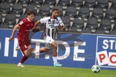 3. Liga - Saison 2026/27 - FC Ingolstadt 04 -  Großaspach - Keanan Bennetts (Nr.18 - FCI) - Elias Rahn (Nr.8 - Großaspach) - Foto: Meyer Jürgen