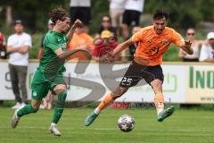 Toto-Pokal; SV Manching - FC Ingolstadt 04; Arian Llugiqi (25, FCI) Romeo Öxler (SVM)