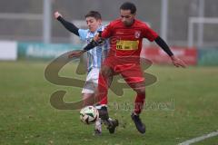 Kreisliga - Saison 2025/26- TSV Kösching - FC Sandersdorf - Stefan Winkler blau Sandersdorf  - Zakaria El Wardi rot Kösching - Foto: Meyer Jürgen