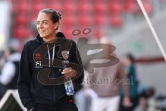 3. Liga; FC Ingolstadt 04 - Rot-Weiss Essen; vor dem Spiel Cheftrainerin Sabrina Wittmann (FCI)