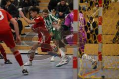 Lotto Bayern Hallencup - Saison 2024/25 - Türkisch SV Ingolstadt - SV Manching - Finale - Daniel Schweiger grün Manching - Tobias Gooss TW Türkisch - Foto: Meyer Jürgen