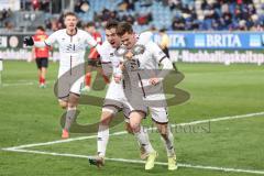 3. Liga; SV Wehen Wiesbaden - FC Ingolstadt 04; Elfmeter Sebastian Grönning (11, FCI) Tor Jubel Treffer 1:5 Max Besuschkow (17, FCI) Benjamin Kanuric (8, FCI)