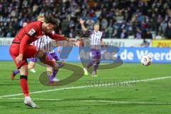 3. Liga; VfL Osnabrück - FC Ingolstadt 04; Torchance verpasst Dennis Kaygin (10, FCI) Schuß