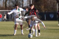 Bayernliga Nord - Saison 2024/25 - FC Ingolstadt 04 II - SC Eltersdorf - Valentin Hoti (Nr.6 - FCI U21) - Felix Rippert weiss Eltersdorf - Foto: Meyer Jürgen