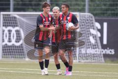 Bayernliga Nord - Saison 2024/25 - FC Ingolstadt 04 II - FC Münchberg - Der 1:1 Ausgleichstreffer durch Micah Ham (Nr.25 - FCI U21) - jubel - Foto: Meyer Jürgen