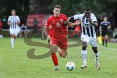 Toto-Pokal - VfB Forstinning - FC Ingolstadt 04; Obed Ugondu (17, FCI) Angriff, Weismor, Nico (10)