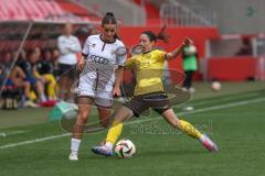 2. Bundesliga Frauen - Saison 2024/25 - FC Ingolstadt 04 Frauen - SV Weinberg - Magdalena Schwarz (Nr.23 - FCI Frauen) - Riess Ellen gelb Weinberg - Foto: Meyer Jürgen