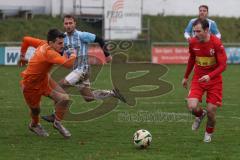 Kreisliga - Saison 2025/26- TSV Kösching - FC Sandersdorf - Benedikt Schneeberger rot Kösching geht allein auf den Torwart Philipp Gier Sandersdorf zu und vergibt einen 100%ige  Chance - XXXXX - Foto: Meyer Jürgen