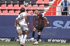 3. Liga; FC Ingolstadt 04 - Hallescher FC; Julian Kügel (31, FCI) Nietfeld Jonas (33 Halle)