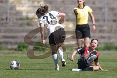 2. Bundesliga Frauen - Saison 2025/26 - FC Ingolstadt 04 Frauen - Borussia Mönchengladbach - Annika Kömm (Nr.25 - FC Ingolstadt Frauen I) - Kessels Imke weiss M`Gladbach  - Foto: Meyer Jürgen