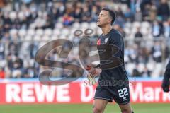 3. Liga; TSV 1860 München - FC Ingolstadt 04; nach dem Warmup zurück in die Kabine Marcel Costly (22, FCI) nach Verletzung wieder dabei