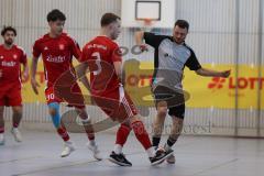 Lotto Bayern Hallencup - Saison 2024/25 - Türkisch SV Ingolstadt - TSV Ober./Unterhaunstadt- Baris Soysal grau Ober./Unterhaunstadt  - Ahmet Altay rot Türkisch - Johann Rybalko #3 rot Türkisch - Foto: Meyer Jürgen