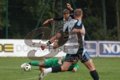 Bezirksliga - Saison 2025/26 - TSV Ober./Unterhaunstadt - SVA Palzing - Amadeues Taubert grau Oberhaunstadt - Mirnes Gurbeta grün Palzing - Foto: Meyer Jürgen