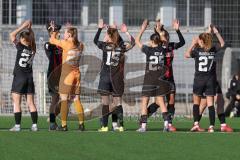 2. Bundesliga Frauen - Saison 2025/26 - FC Ingolstadt 04 Frauen - VFR SW Warbeyen  - Abklatschen vor dem Spiel -  - Stefanie Reischmann (Nr.24 - FC Ingolstadt Frauen I) - Torwart Anna-Lena Daum (Nr.22 - FC Ingolstadt Frauen I) - Ina Timmermann (Nr.15 - FC