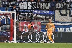 3. Liga; FC Ingolstadt 04 - SV Waldhof Mannheim; Torwart Marius Funk (1, FCI)