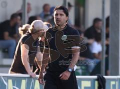 Landesliga - Saison 2026/27 - SV Manching - FC Memmingen II - Cheftrainer Cüneyt Köz (SV Manching) nach dem 0:1 Führungstreffer  - enttäuscht - XXXXX - Foto: Meyer Jürgen