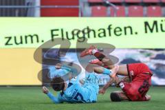 3. Liga; FC Ingolstadt 04 - FC Viktoria Köln; Zweikampf Kampf um den Ball Handle Simon (7 VK) und Marcel Costly (22, FCI) am Boden