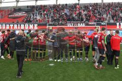 3.Liga - Saison 2022/2023 - FC Ingolstadt 04 -  SV Meppen - die Spieler bedanken sich bei den Fans - jubel -  Foto: Meyer Jürgen