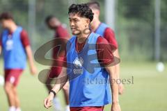 3. Liga; FC Ingolstadt 04 - Trainingsauftakt nach Sommerpause; Neuzugang Jongmin Seo (7, FCI)