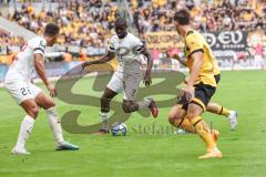 3. Liga; SG Dynamo Dresden - FC Ingolstadt 04; Daouda Beleme (9, FCI) Marcel Costly (22, FCI) Meier Jonathan (8 DD)