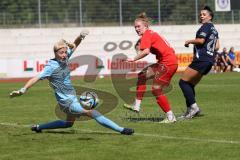 DFB - Pokal Frauen 1. Runde - Saison 2023/2024 - FC Ingolstadt 04 - FC Carl Zeiss Jena - Nina Penzkofer (Nr.13 - FCI Frauen) vergibt eine Torchance - Metzner Anika blau Jena - Foto: Meyer Jürgen