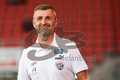 3. Liga; FC Ingolstadt 04 - SSV Jahn Regensburg; vor dem Spiel Cheftrainer Michael Köllner (FCI)