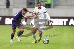 3. Liga; Erzgebirge Aue - FC Ingolstadt 04; Zweikampf Kampf um den Ball Leon Guwara (6, FCI) Sijaric Omar (11 Aue)