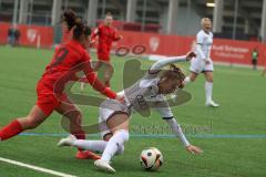 2. Bundesliga Frauen - Saison 2024/25 - FC Ingolstadt 04 Frauen - FC Bayern München - Ivana Slipcevic (Nr.8 - FCI Frauen) - Rintzner Paula rot München - Foto: Meyer Jürgen