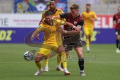 3.Liga - Saison 2023/2024 - FC Ingolstadt 04 -  1. FC Saarbrücken - Simon  Lorenz (Nr.32 - FCI) - Foto: Meyer Jürgen