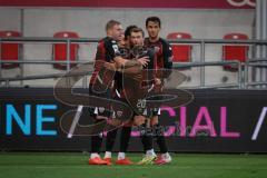 3. Liga - Saison 2026/27 - FC Ingolstadt 04 - TSG Hoffenheim II - Nishan Velupillay (Nr.28 - FCI) mit dem 1:0 Führungstreffer - jubel - Yannick Deichmann (Nr.20 - FCI) - Lars Lokotsch (Nr.13 - FCI) - Foto: Meyer Jürgen