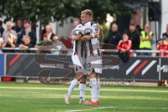 3. Liga; Toto-Pokal - VfB Forstinning - FC Ingolstadt 04; Tor Jubel Treffer 0:2 Lars Lokotsch (13, FCI) Linus Rosenlöcher (19, FCI)