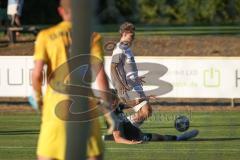 Landesliga - Saison 2026/27 - SV Manching - VFR Neuburg - Dominik Brnadic (Nr.2 - SV Manching) - Lauber Leon weiss Neuburg - Foto: Meyer Jürgen
