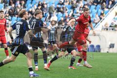 3. Liga; 1. FC Saarbrücken - FC Ingolstadt 04; Torchance verpasst Simon Lorenz (32, FCI) Bichsel Joel (27 FCS) Bretschneider Niko (28 FCS)