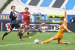 3. Liga; 1. FC Saarbrücken - FC Ingolstadt 04; Torchance verpasst Ognjen Drakulic (30, FCI) Torwart Menzel Phillip (13 FCS) Wilhelm Lasse (18 FCS)