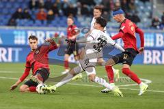 3. Liga; SV Wehen Wiesbaden - FC Ingolstadt 04; Zweikampf Kampf um den Ball Deniz Zeitler (38, FCI) Mockenhaupt Sascha (4 SVWW)