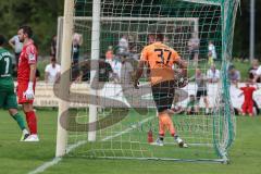 Toto-Pokal; SV Manching - FC Ingolstadt 04; Tor Jubel Treffer Pascal Testroet (37, FCI) holt den Ball aus dem Tor