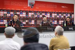 3. Liga; FC Ingolstadt 04 - Neuer Trainer Cheftrainer Guerino Capretti (FCI), erste Pressekonferenz, Cheftrainer Guerino Capretti (FCI) stellvertretender Pressesprecher Manual Baumgärtner und Sportmanager Malte Metzelder (FCI)