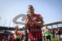 3. Liga; FC Ingolstadt 04 - SV Elversberg; Spieler bedanken sich bei den Fans, Marcel Costly (22, FCI)