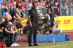 Toto-Pokal; Finale; FV Illertissen - FC Ingolstadt 04; Cheftrainer Michael Köllner (FCI) an der Seitenlinie, Spielerbank